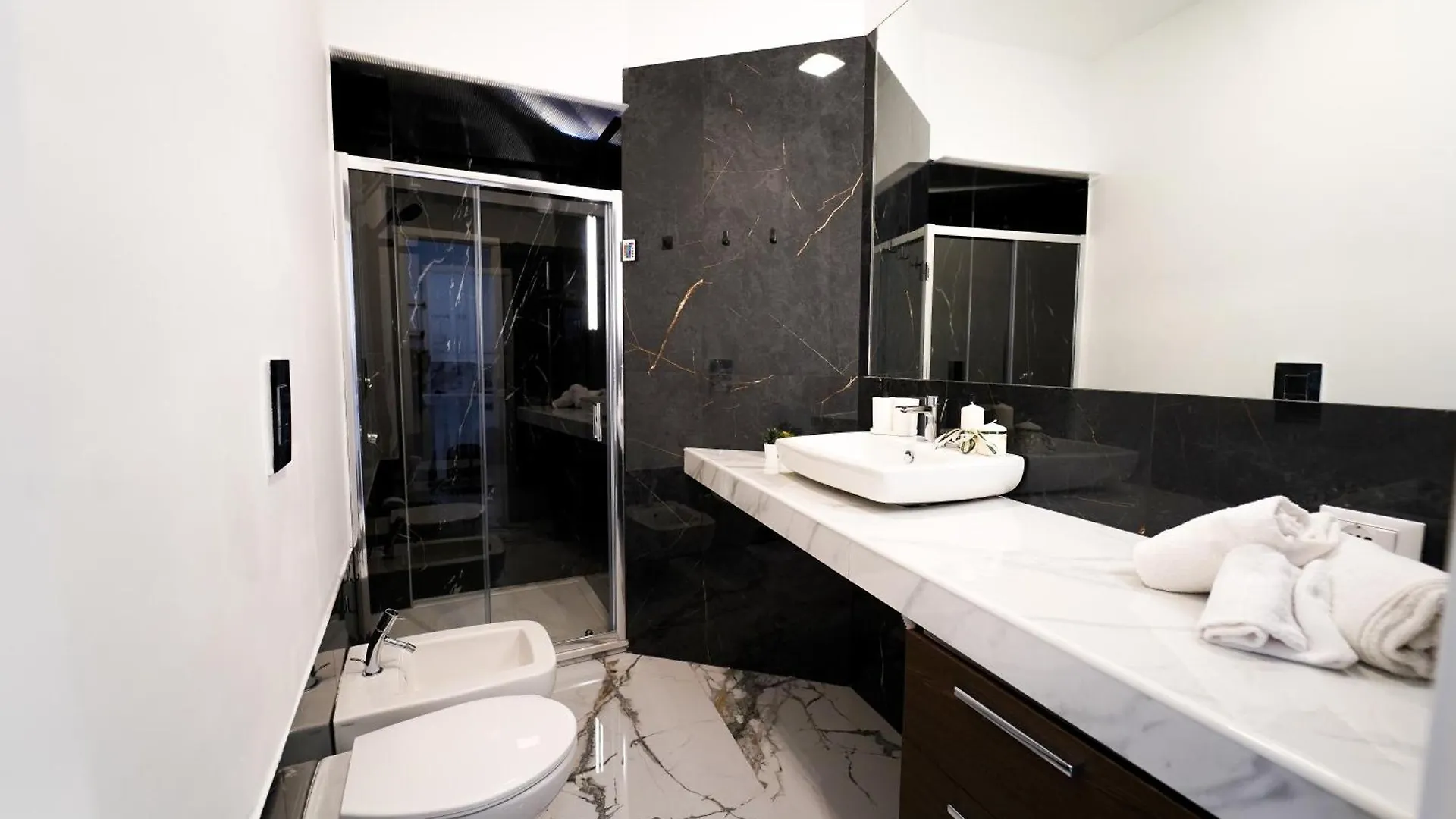 Appartamento Rovere- Quattro Canti 200 Mt Palermo
